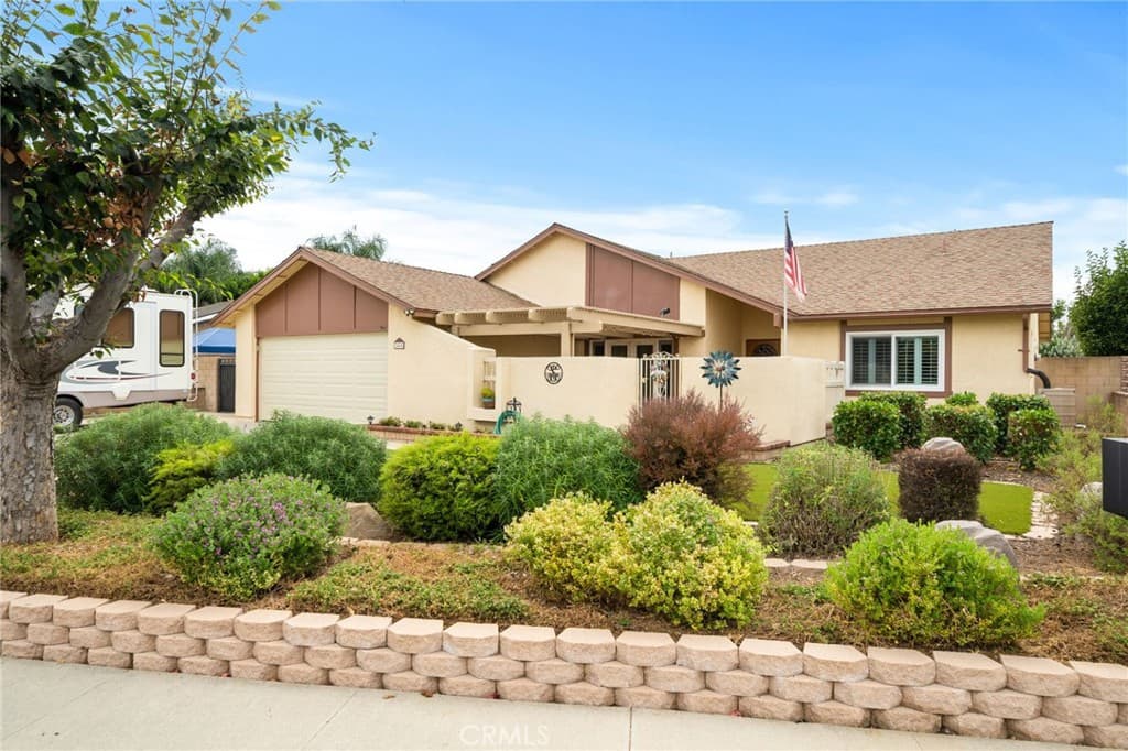 Home at 2465 Moss Circle, La Verne — photo 4 of 12