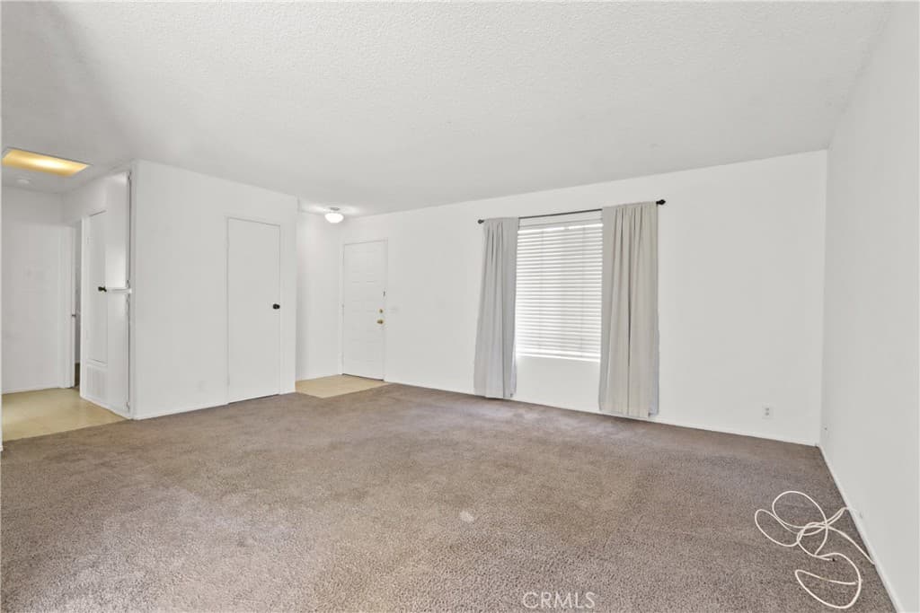 Condo at 848 W Sierra Madre Avenue 1, Azusa — photo 6 of 12