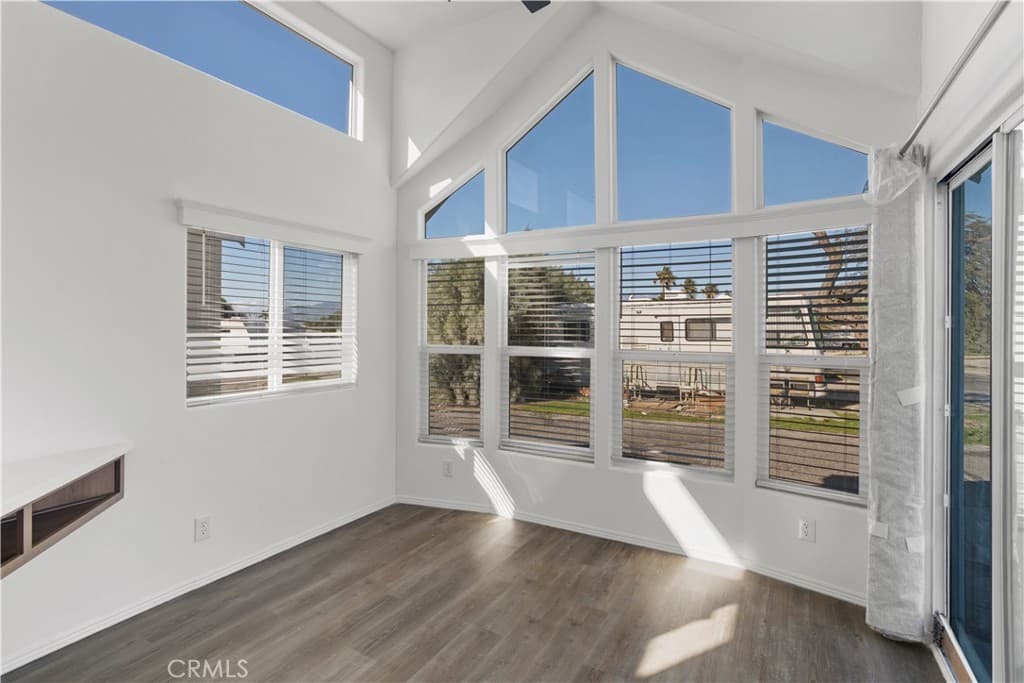 Home at 2548 Peck Road 06, Monrovia — photo 5 of 12