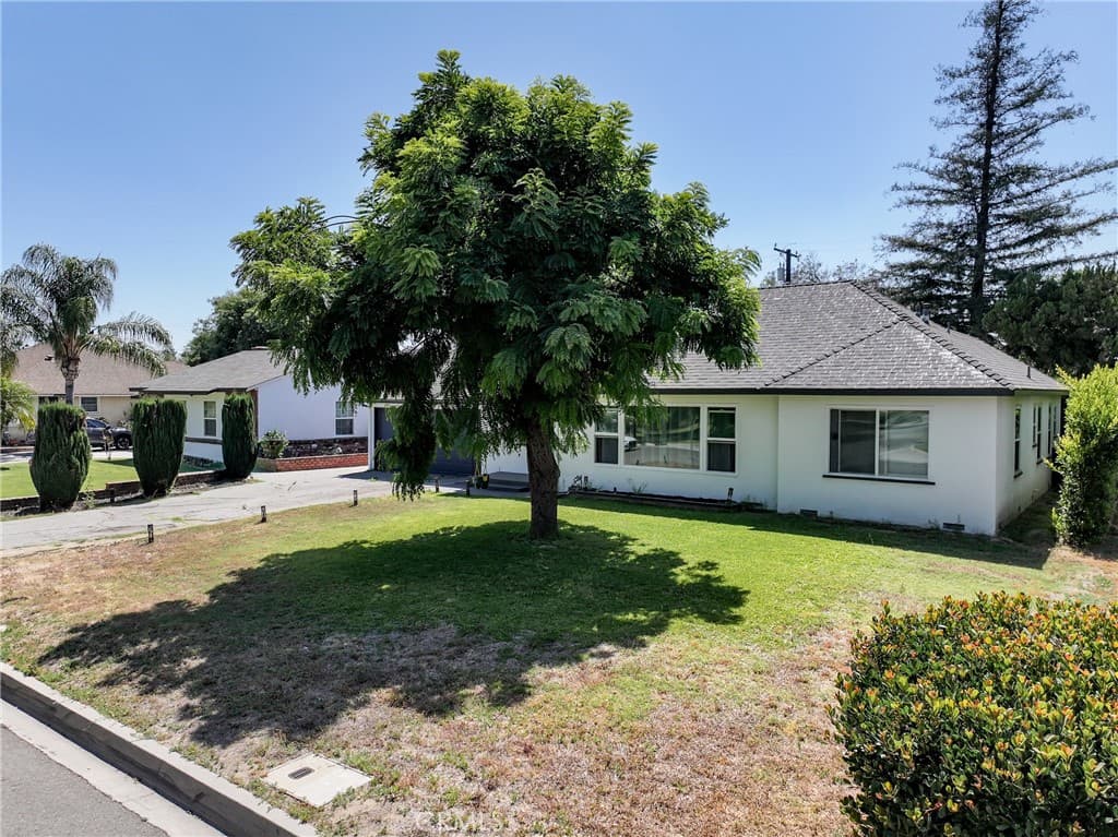 Home at 323 N Morris, West Covina — photo 2 of 12