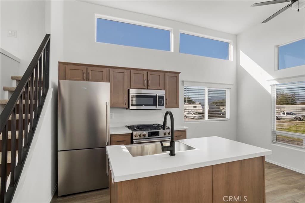 Home at 2548 Peck Road 12, Monrovia — photo 9 of 12