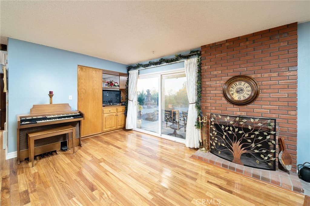 Home at 1511 Deer Crossing, Diamond Bar — photo 12 of 12