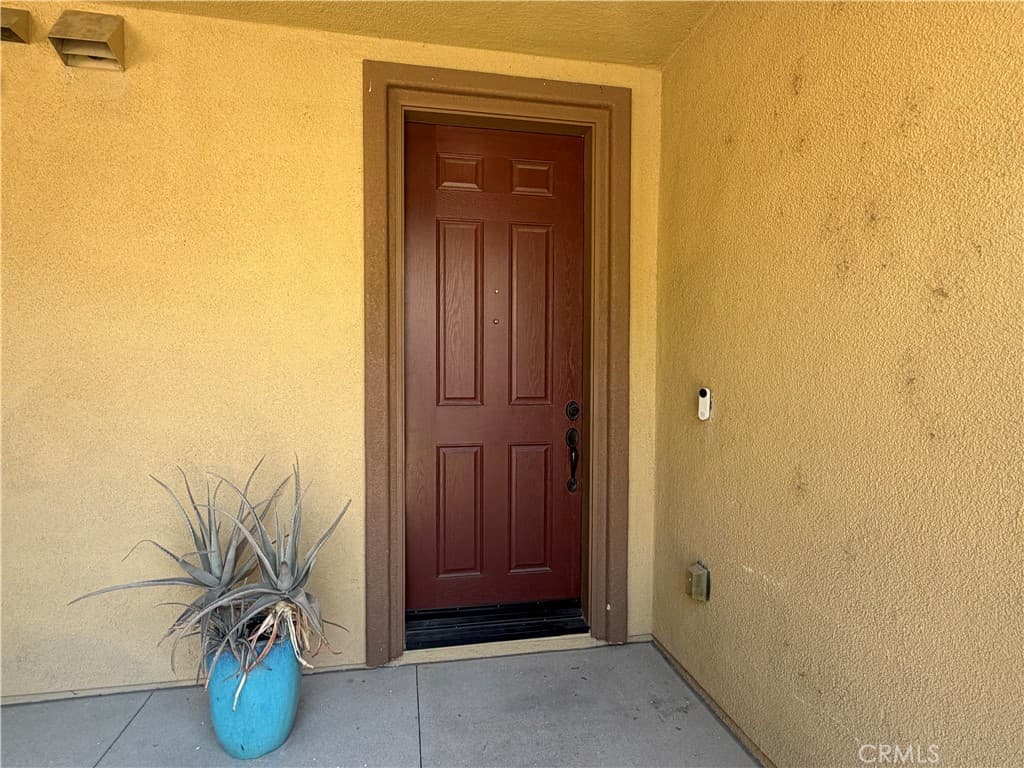 Condo at 850 E Mountain Way C, Azusa — photo 2 of 12