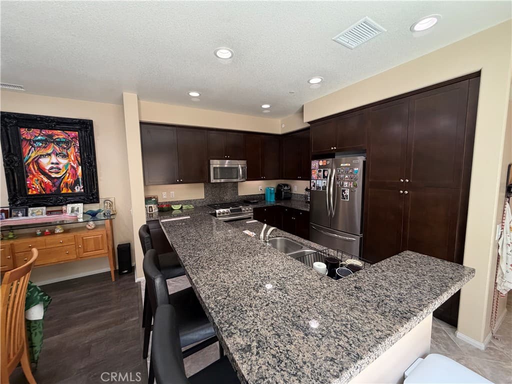 Condo at 850 E Mountain Way C, Azusa — photo 6 of 12