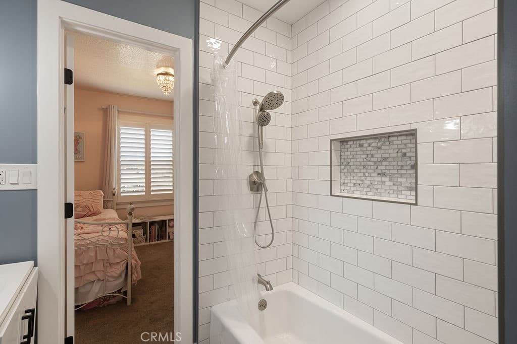 Home at 237 W 4th, San Dimas — photo 9 of 12