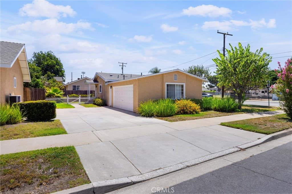 Home at 1813 1st, 2114 A Street, La Verne — photo 6 of 12