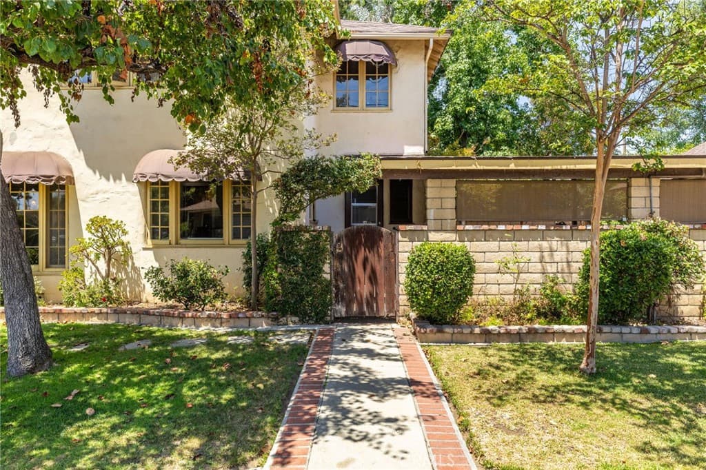 Home at 2509 I, La Verne — photo 5 of 12