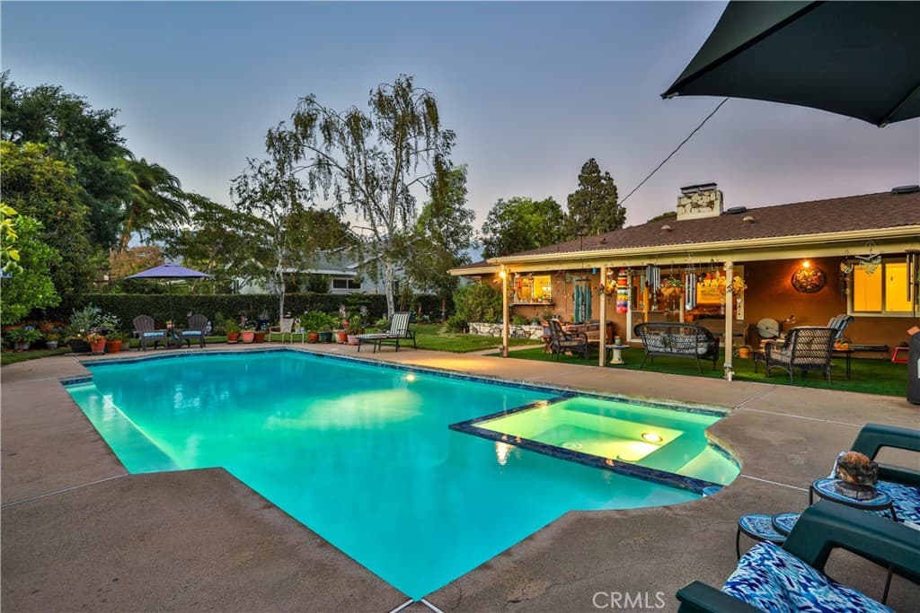 Home at 1545 Seneca Place, Claremont — photo 6 of 12