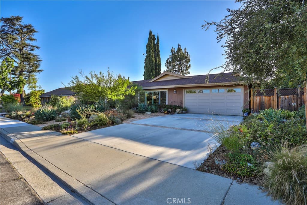 Home at 1545 Seneca Place, Claremont — photo 10 of 12