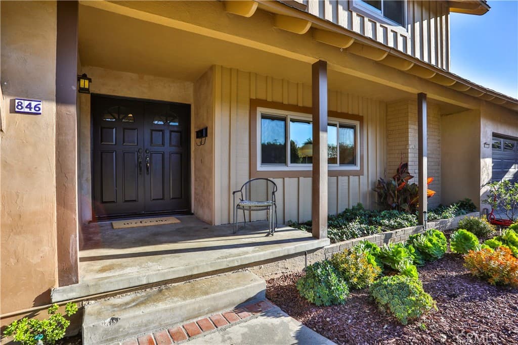 Home at 846 W 10th Street, Claremont — photo 8 of 12
