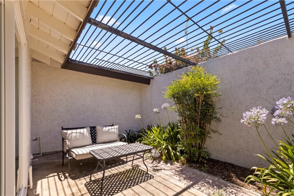 Home at 208 Armstrong, Claremont — photo 8 of 12