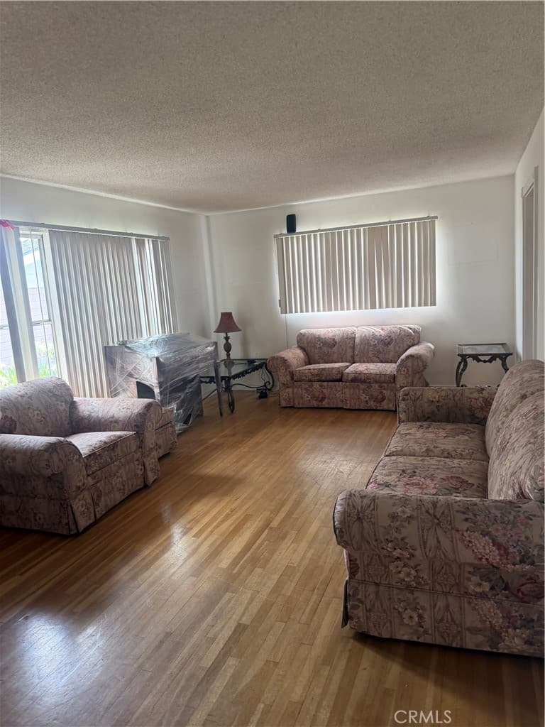 Home at 1381 N Glenfinnan, Covina — photo 2 of 12