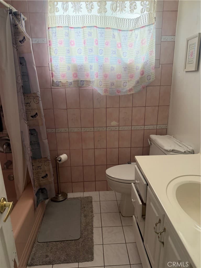 Home at 1381 N Glenfinnan, Covina — photo 8 of 12