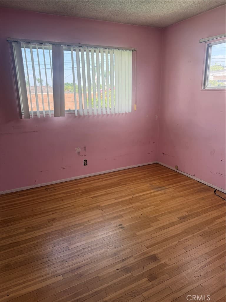 Home at 1381 N Glenfinnan, Covina — photo 9 of 12