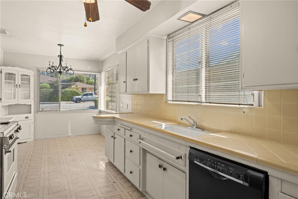 Home at 334 W Virginia, Glendora — photo 12 of 12