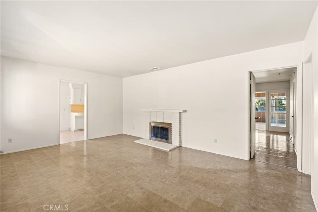 Home at 334 W Virginia, Glendora — photo 4 of 12