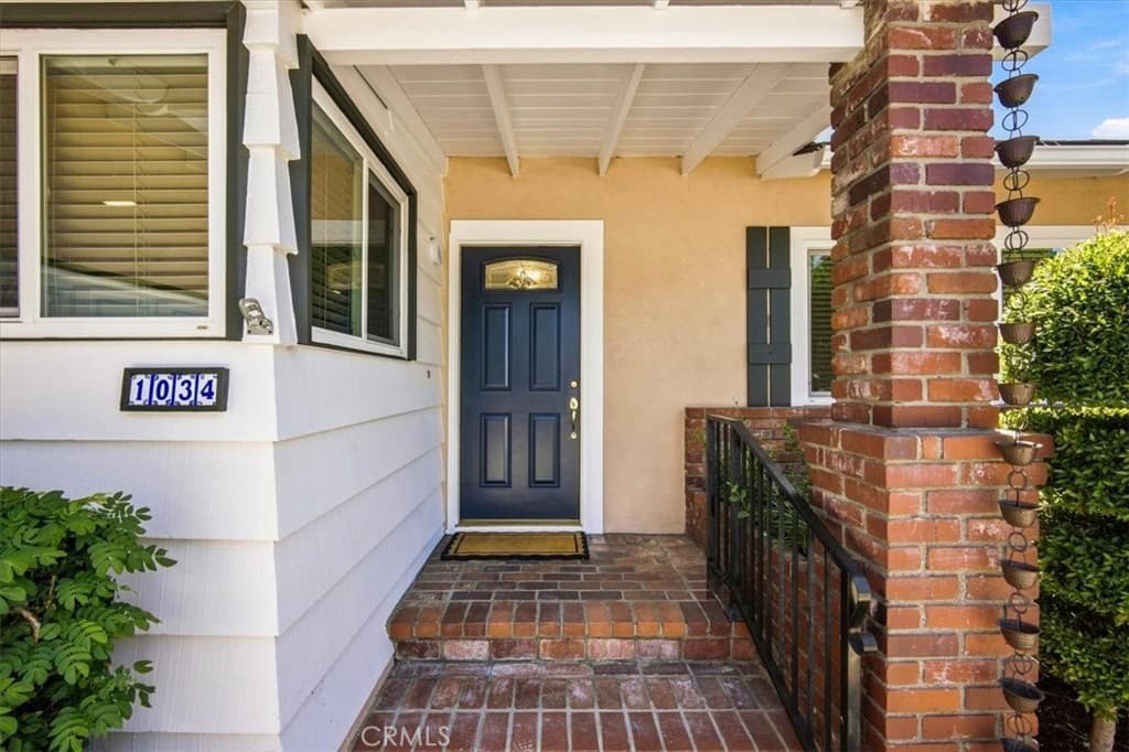 Home at 1034 N Soldano, Azusa — photo 5 of 12