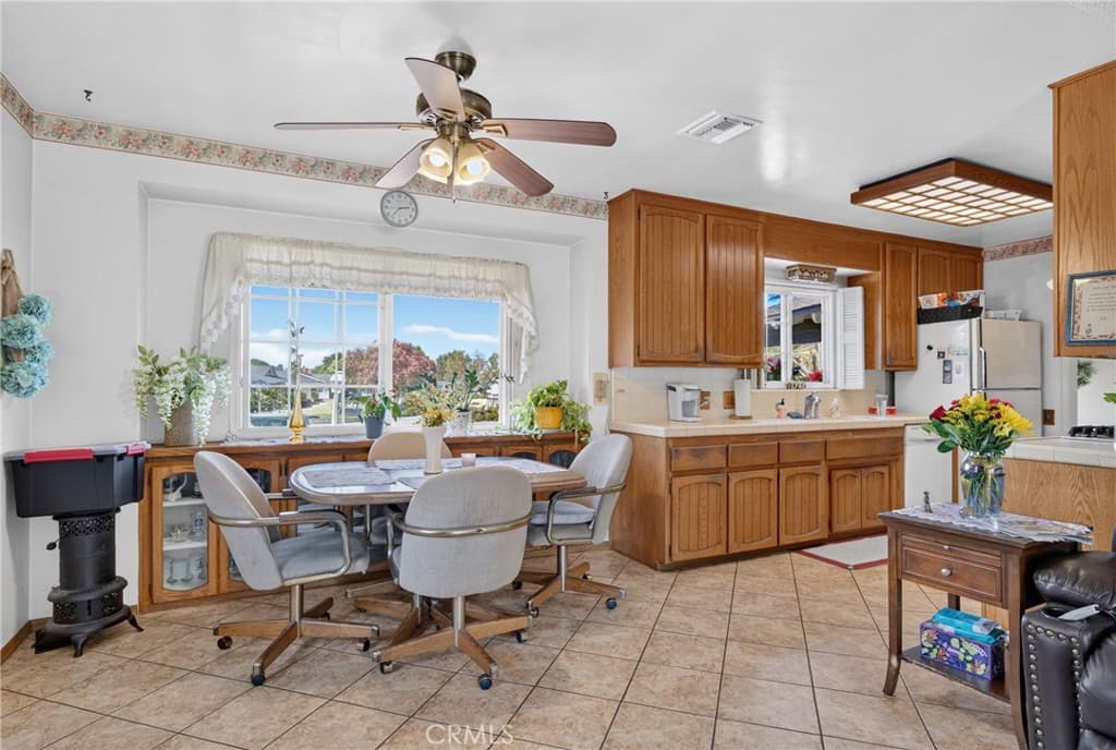 Home at 130 Wagonwheel Road, Glendora — photo 6 of 12