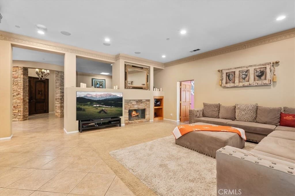 Home at 2810 Countrywood Lane, West Covina — photo 9 of 12