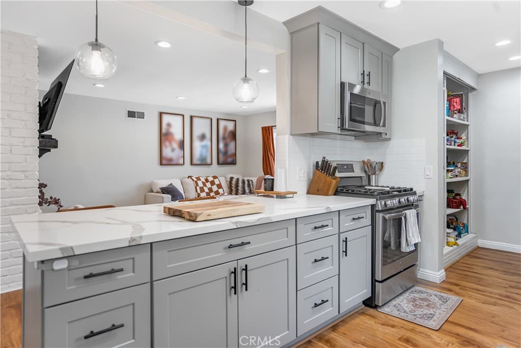 Home at 409 E Juanita, Glendora — photo 5 of 12