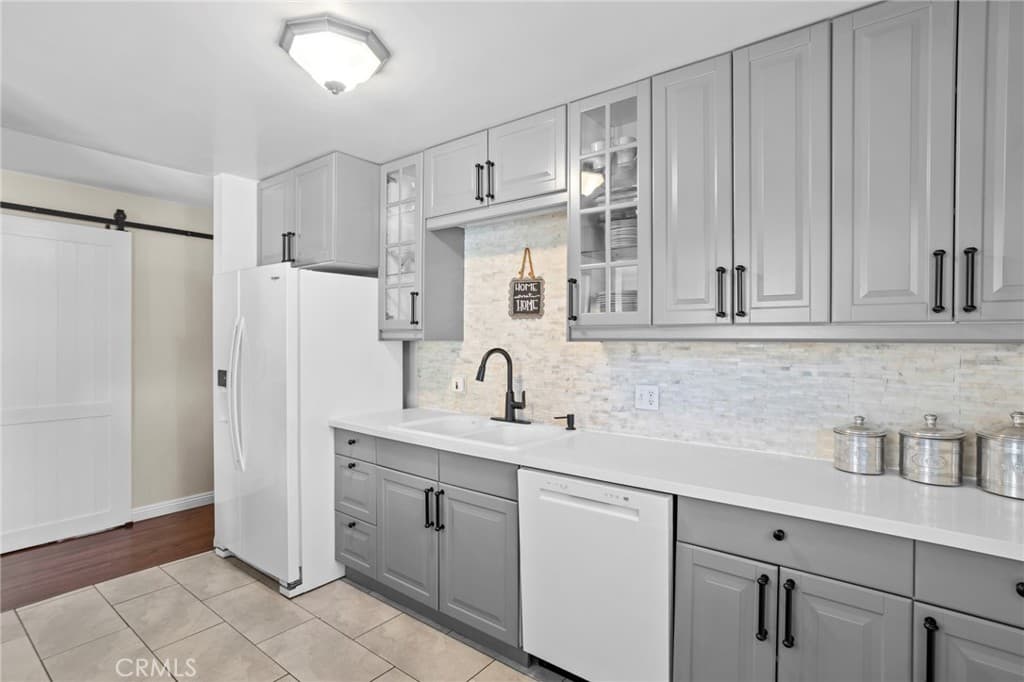 Home at 420 W 4th, San Dimas — photo 10 of 12