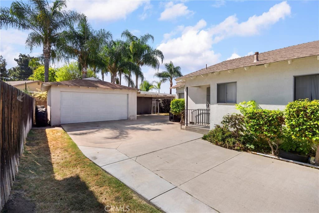 Home at 1850 Miramonte, La Verne — photo 2 of 5