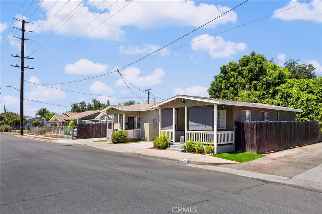 Home at 2103 2115,2117 B Street, La Verne — photo 11 of 12