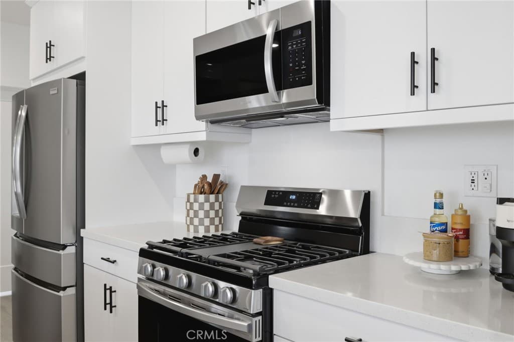 Condo at 243 Pin Lane, Covina — photo 10 of 12