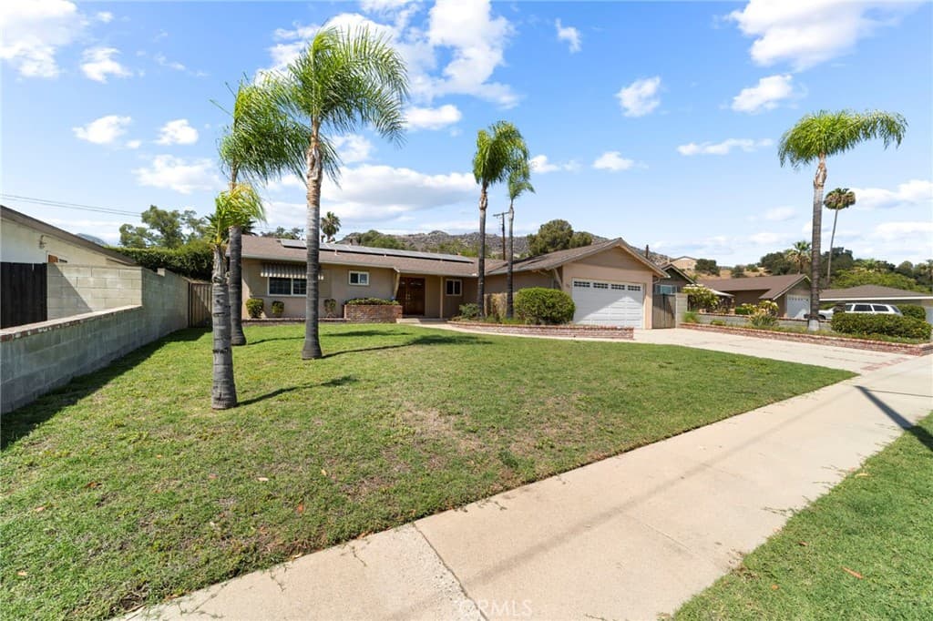 Home at 333 E 13th Street, Azusa — photo 1 of 12