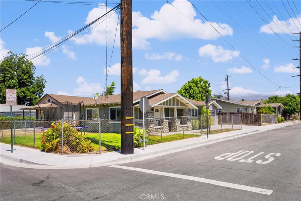 Home at 2103 2115 B Street, La Verne — photo 6 of 12