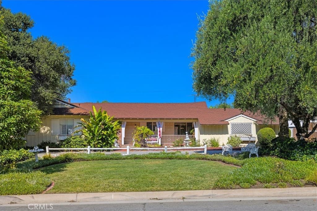 Home at 321 Catherine Park, Glendora — photo 6 of 12