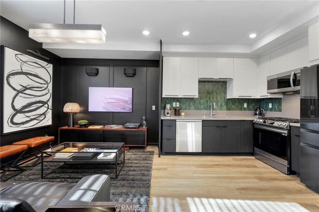 Condo at 713 Cara Cara Lane, Covina — photo 4 of 12