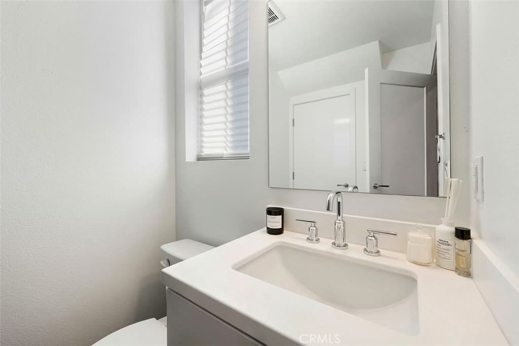 Condo at 713 Cara Cara Lane, Covina — photo 7 of 12