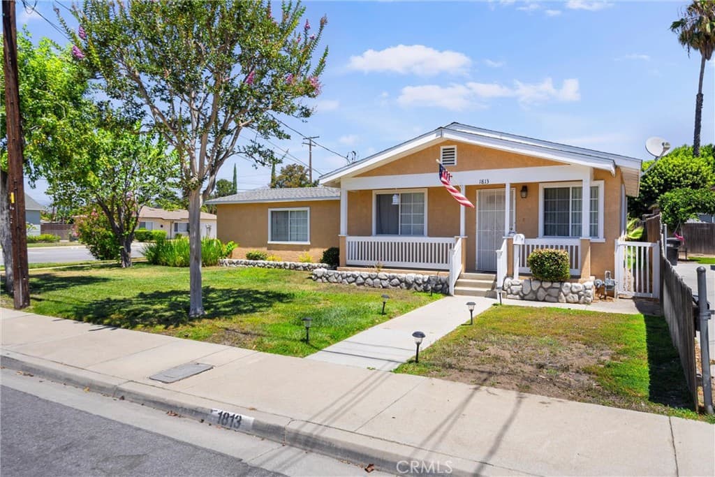 Home at 1813 2114 1St, A Street, La Verne — photo 2 of 12