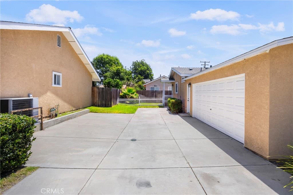 Home at 1813 2114 1St, A Street, La Verne — photo 7 of 12