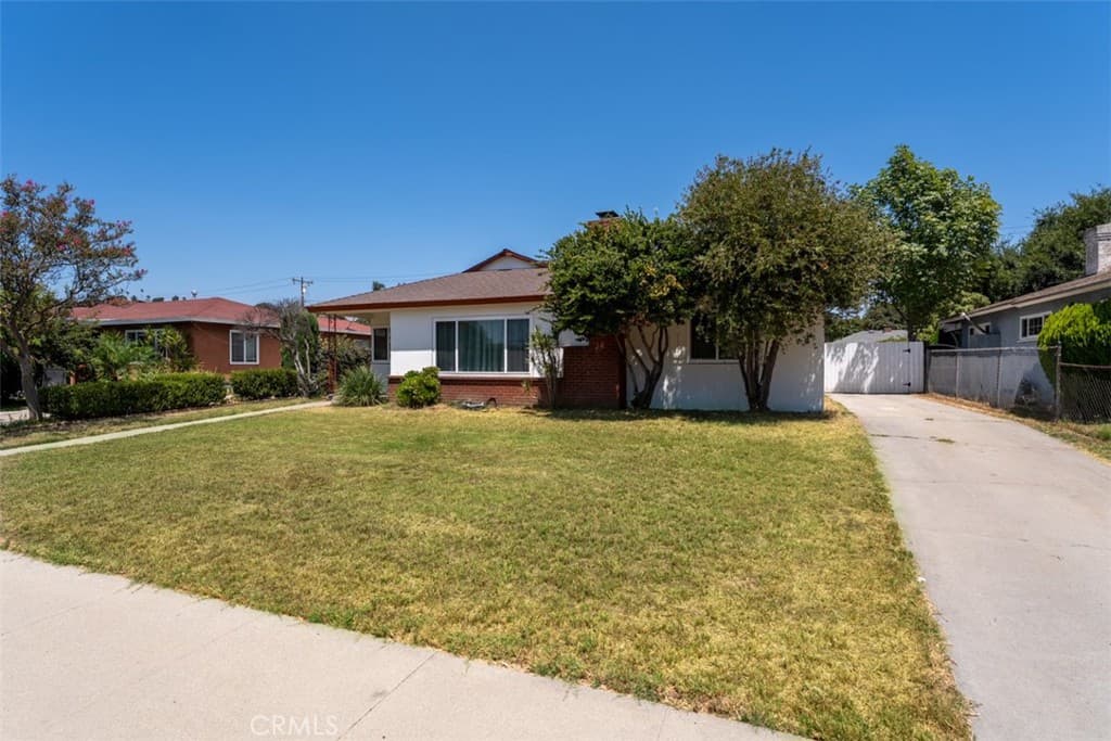 Home at 952 Casa Hermosa, Pomona — photo 1 of 12
