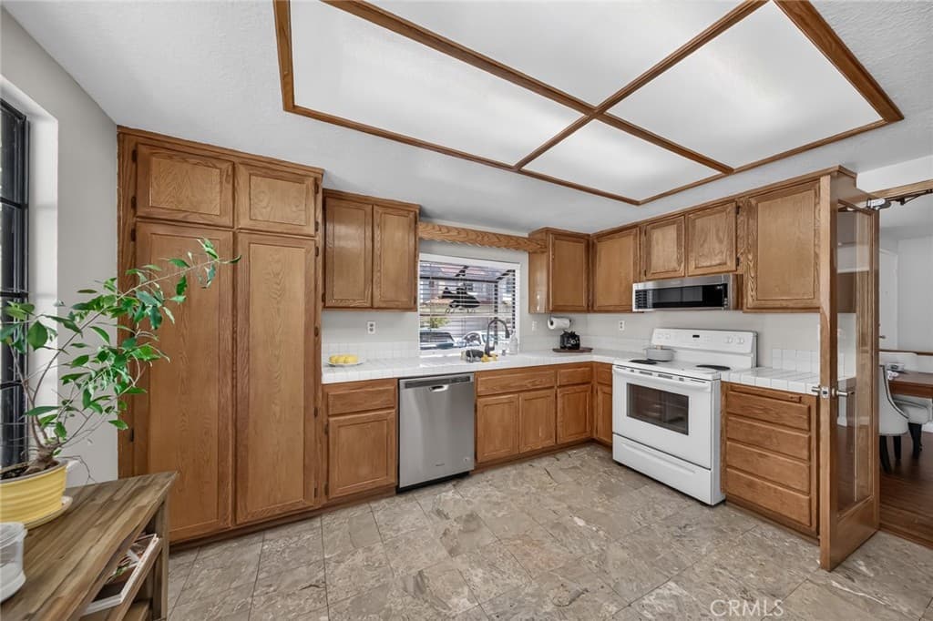 Townhouse at 22935 Estoril Drive 6, Diamond Bar — photo 12 of 12