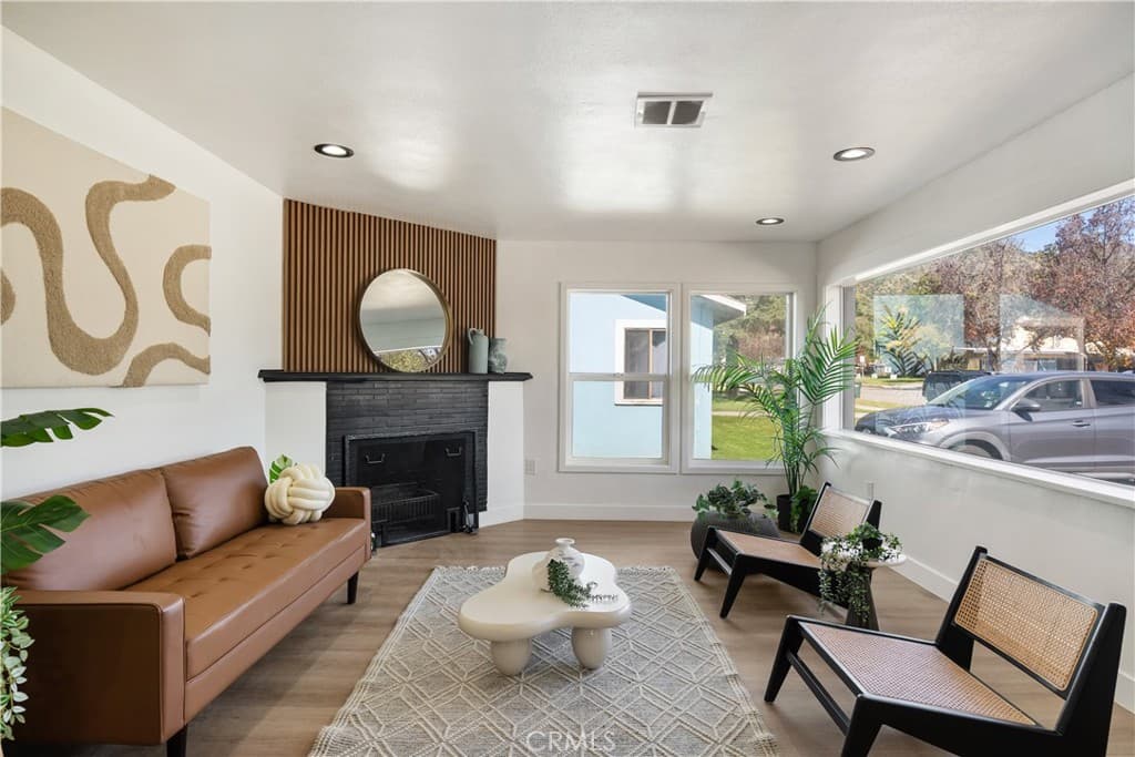 Multi-Family at 915 N Pasadena Avenue, Azusa — photo 4 of 12