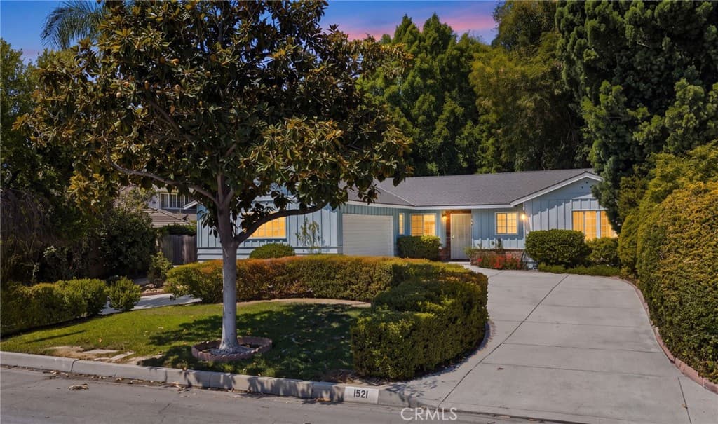 Home at 1521 S 3rd Avenue, Arcadia — photo 3 of 12