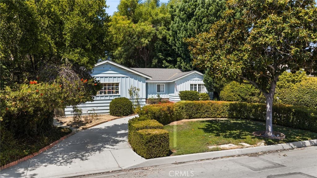 Home at 1521 S 3rd Avenue, Arcadia — photo 4 of 12