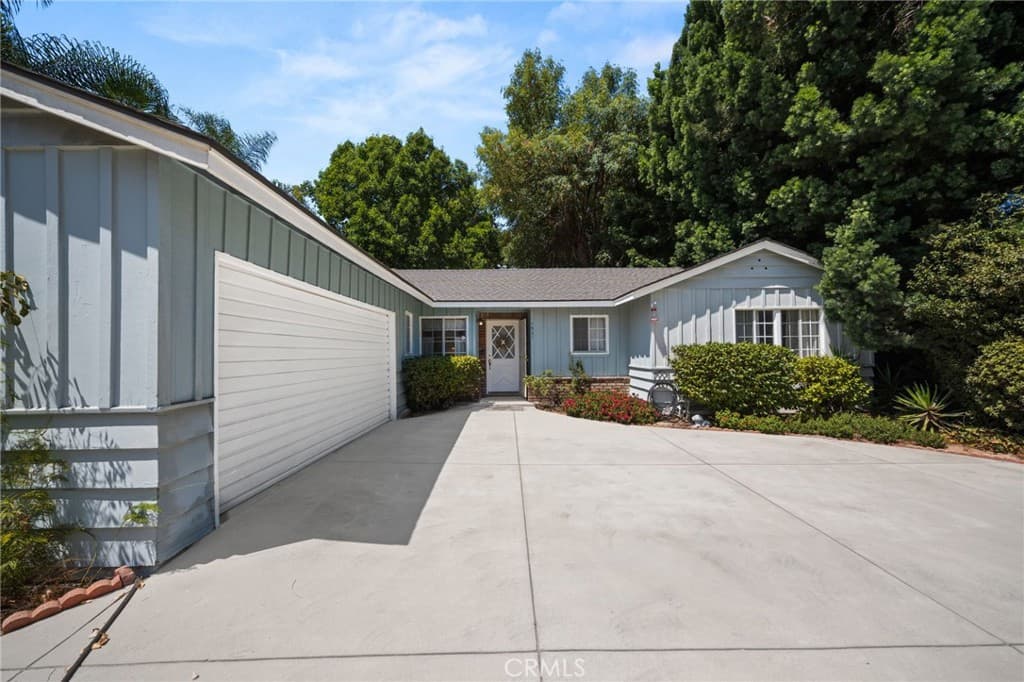 Home at 1521 S 3rd Avenue, Arcadia — photo 8 of 12