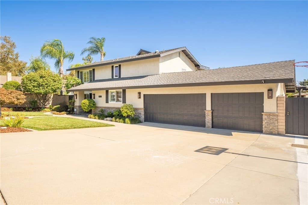 Home at 280 E Miramar, Claremont — photo 4 of 12