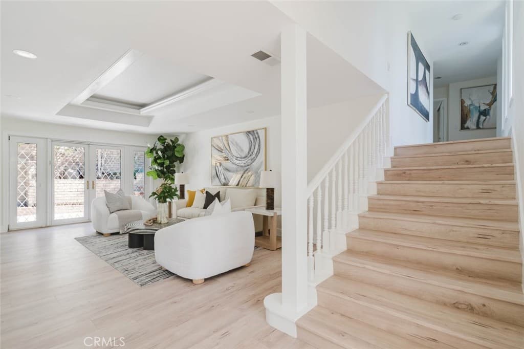 Home at 142 Crescent Glen Drive, Glendora — photo 5 of 12