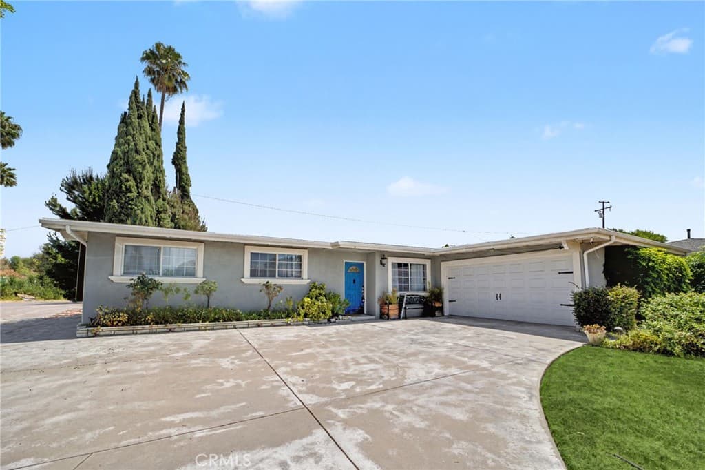 Home at 408 S Rodilee Avenue, West Covina — photo 2 of 12