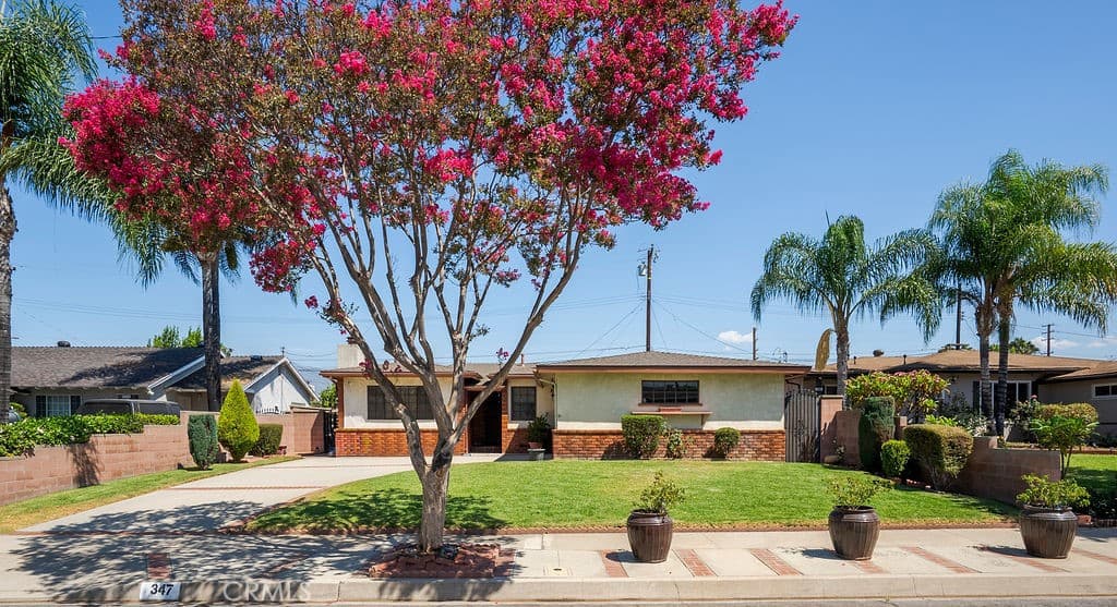 Home at 347 W Alcross, Covina — photo 3 of 12