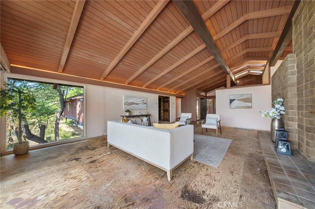 Home at 677 N Deodar, Bradbury — photo 12 of 12