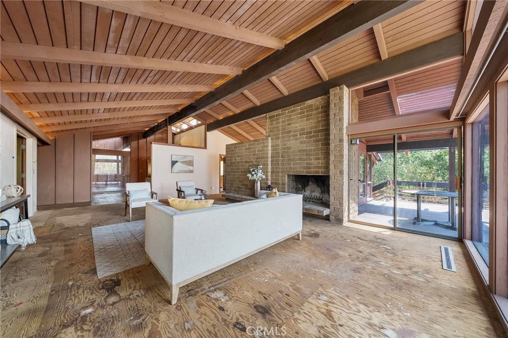 Home at 677 N Deodar, Bradbury — photo 10 of 12