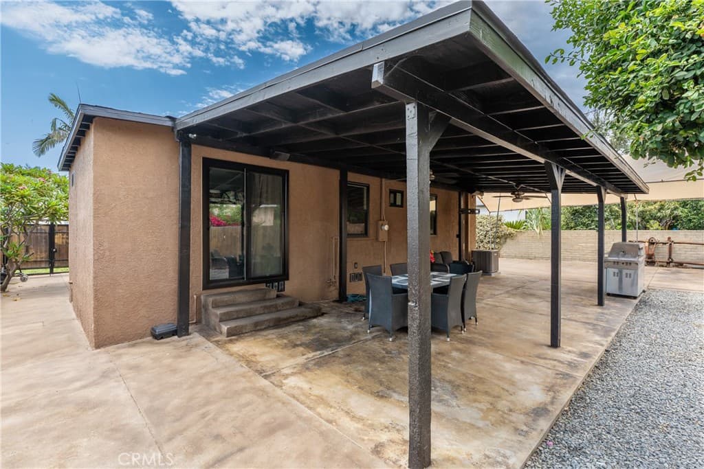 Home at 2136 Stanford, Pomona — photo 11 of 12