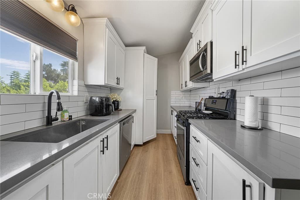 Home at 17139 E Orkney Street, Azusa — photo 10 of 12