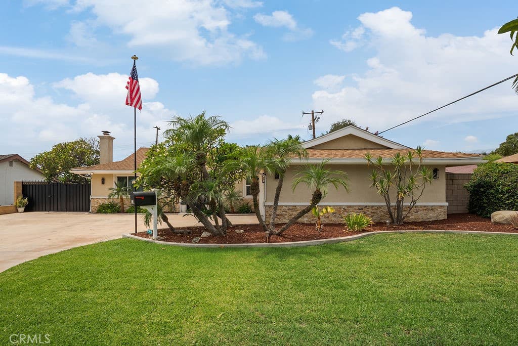 Home at 203 S Elwood, Glendora — photo 5 of 12